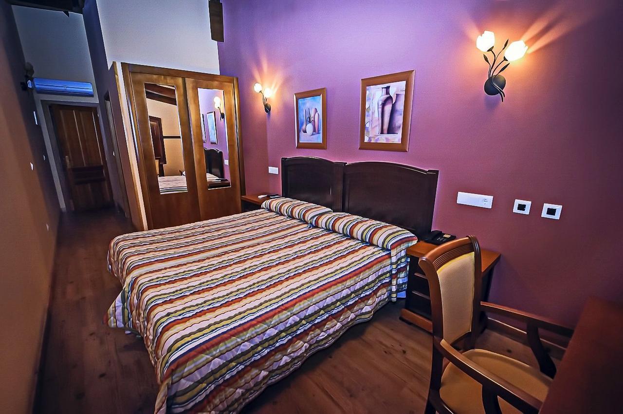 Hotel Rural El Verdenal Noceda del Bierzo Екстериор снимка
